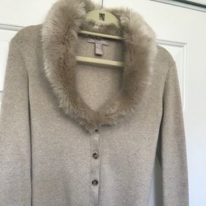 BEAUTIFUL Banana Republic cardigan!